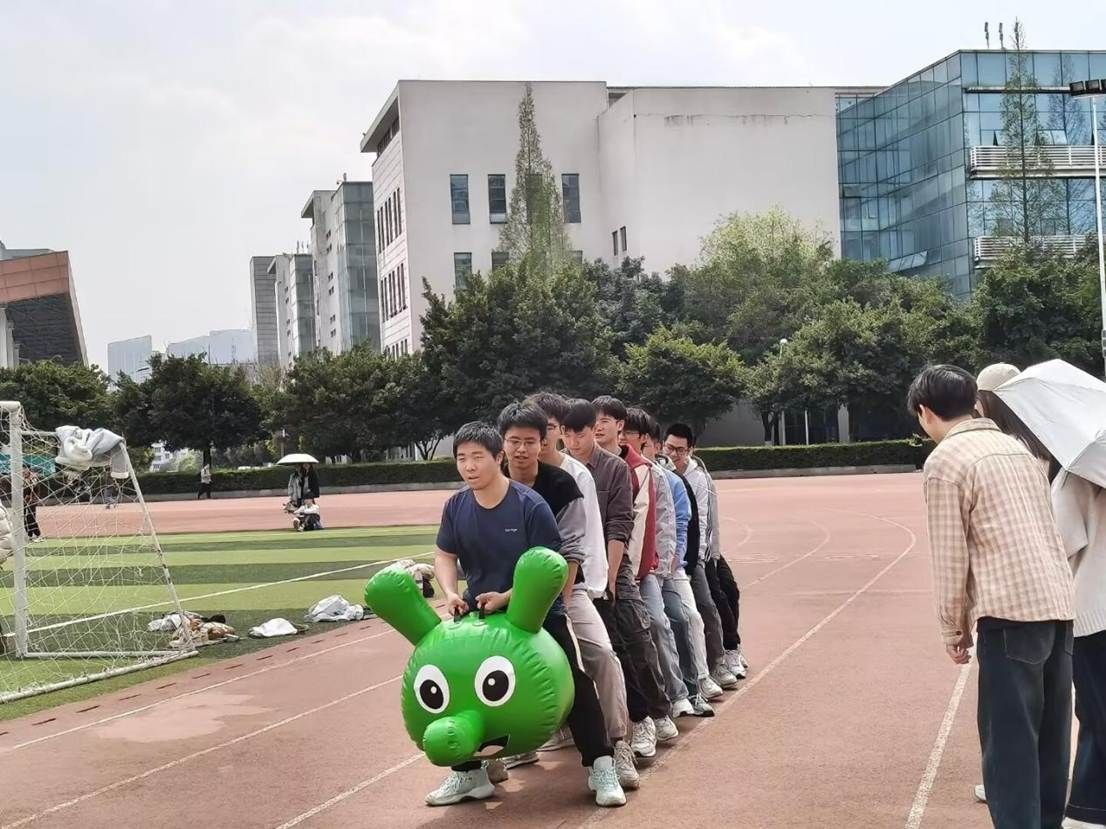 Image_125840685234858